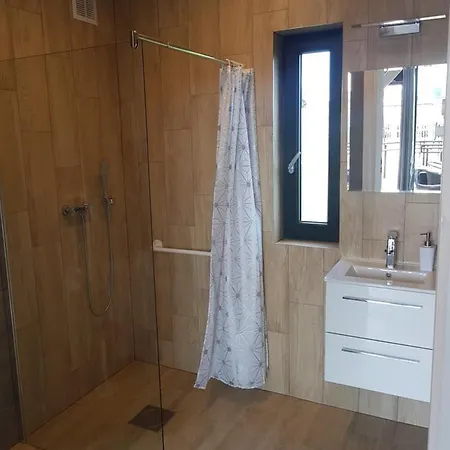 Stella 사르비노보